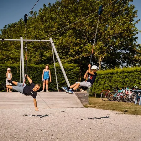 Kokua Mobils Homes Residentiels 5 Etoiles * Saint-Georges-d'Oleron